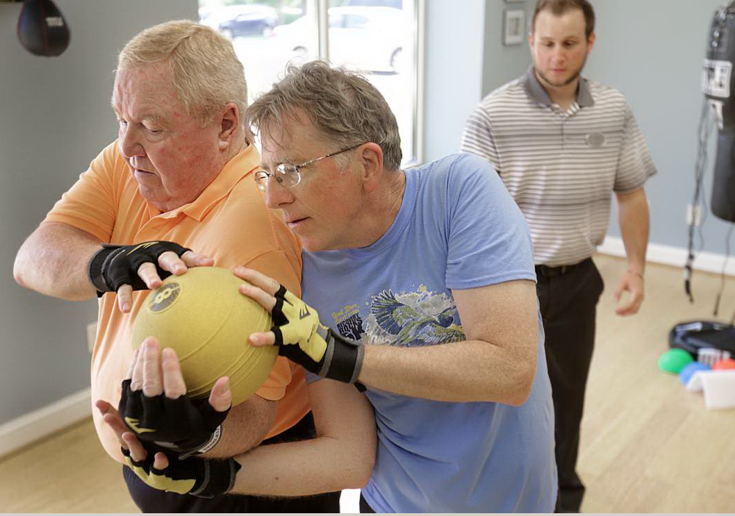 Peninsula physical therapist uses boxing to treat ...
