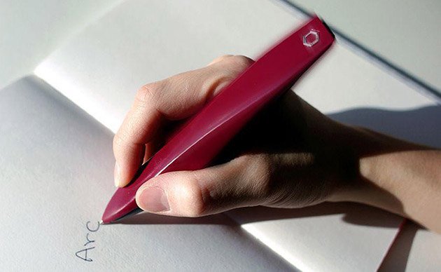 Vibrating pen makes it easier for Parkinson